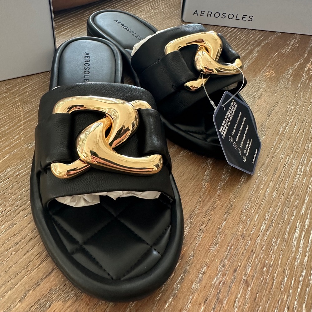NWT Aerosoles Sz 6 Black & Gold Ortholites Luxury - never worn